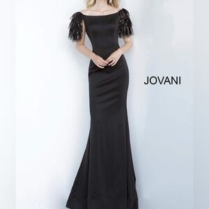 NWT_JOVANI Evening  1089 Fitted Off The Shoulder Gown in black size 6